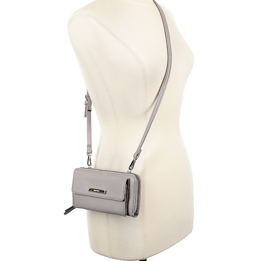 Nine West purse